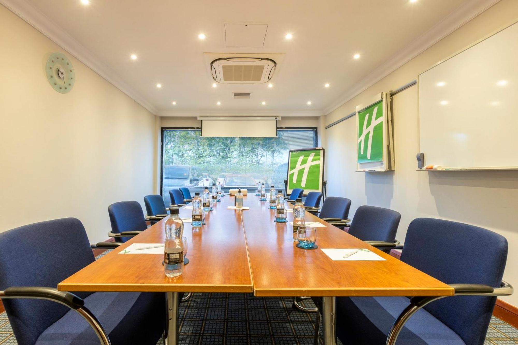 Holiday Inn - Glasgow Airport By Ihg Paisley Bagian luar foto