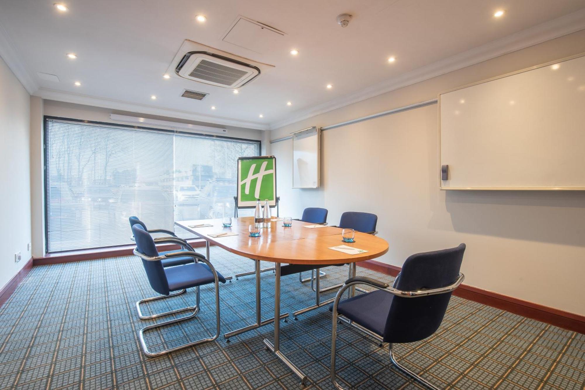 Holiday Inn - Glasgow Airport By Ihg Paisley Bagian luar foto