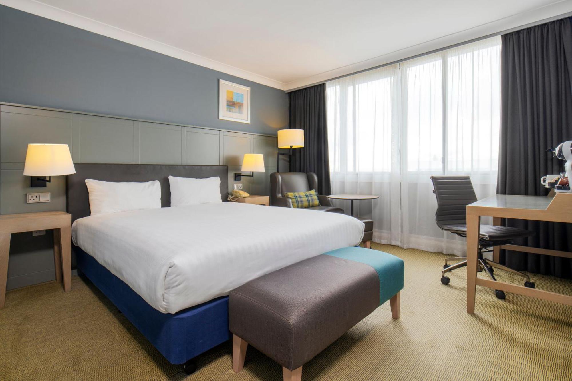 Holiday Inn - Glasgow Airport By Ihg Paisley Bagian luar foto